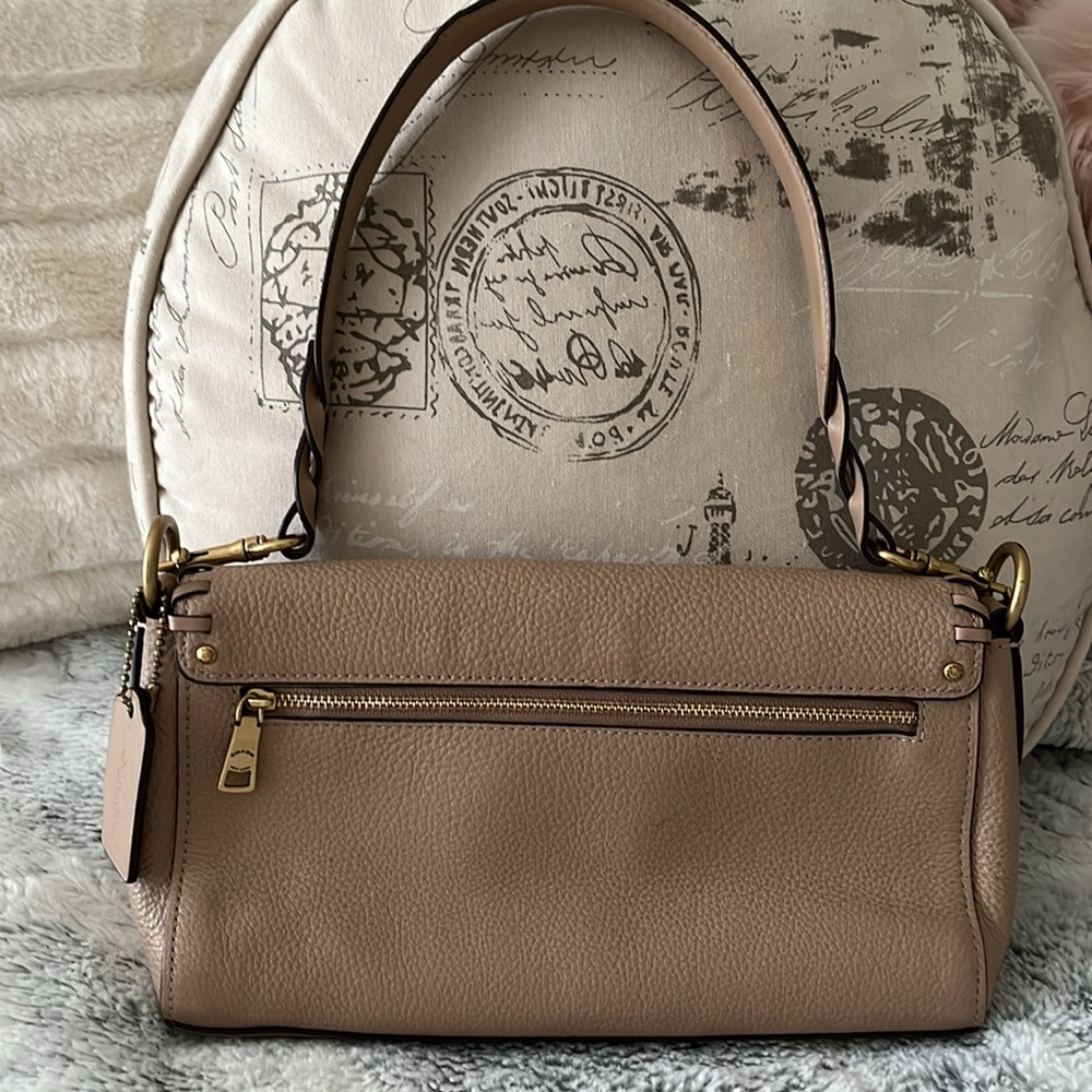 Coach Beige Leather Shoulder Bag with Gold Accents - Picture 2 of 15